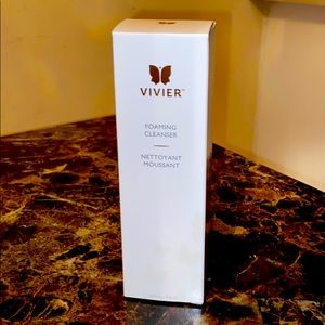 Vivierskin Foaming Cleanser
